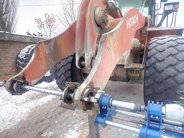 Расточка отверстий стрелы